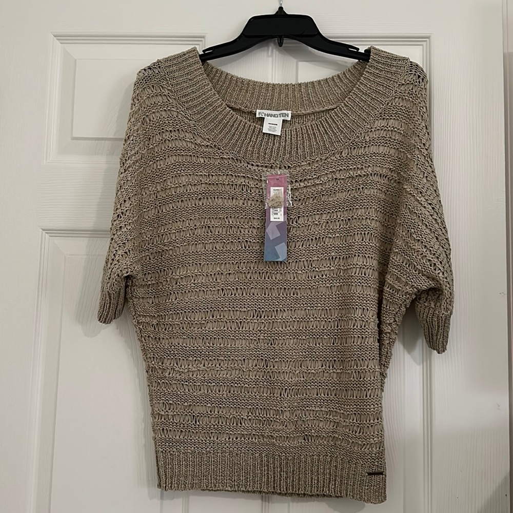 Hang Ten short sleeve sweater